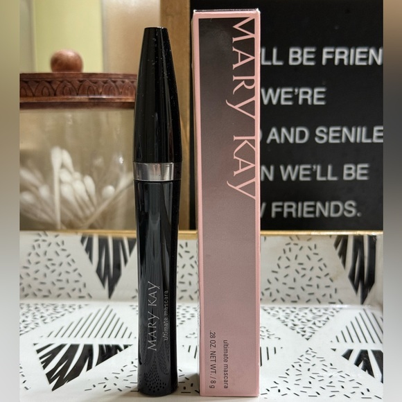 Mary Kay Ultimate Mascara - Black - Picture 1 of 4